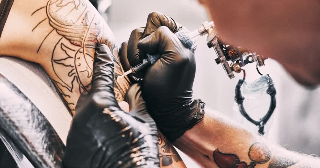 How Beach Culture Shapes the Look of a Tattoo Parlour Bondi Locals Choose